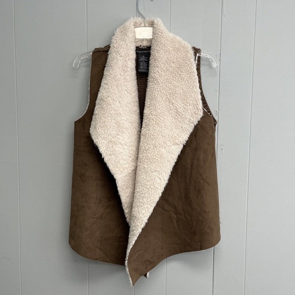 NEW Chelsea & Theodore Womens Faux‎ Suede And Fur Tan Vest Sweater Size Medium - Picture 7 of 8
